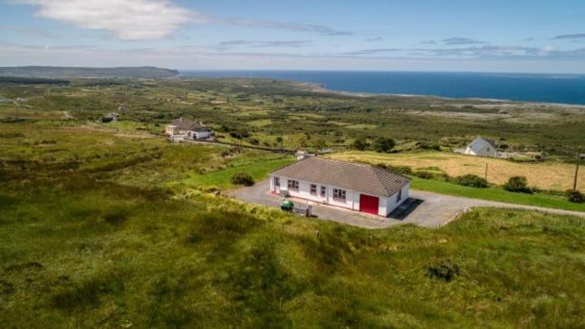 Atlantic Rose Cottage Doolin Esterno foto